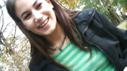 Haarigen australian Brünette babes kostenfreie fickfilme lecken Schambein