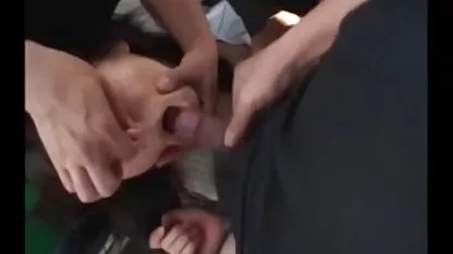 Sexy Arsch asian babe nimmt eine Dusche nackt wie Sie schüttelt kostenfreie pornovideos