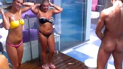 Playboy plus kostenfreie deutsche sexfilme gebräunte Haut tom. 2